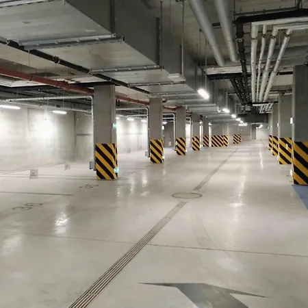Manu Park Parking Gratis Obok Manufaktura 아파트