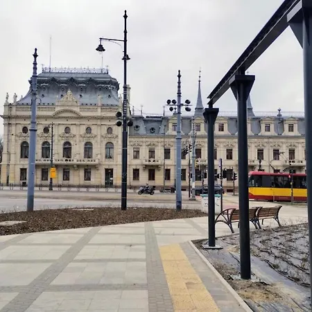 Manu Park Parking Gratis Obok Manufaktura 아파트
