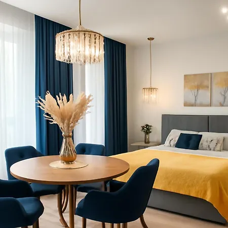 Manu Park Parking Gratis Obok Manufaktura * وودج