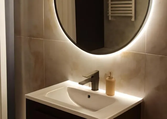 Manu Park Parking Gratis Obok Manufaktura *